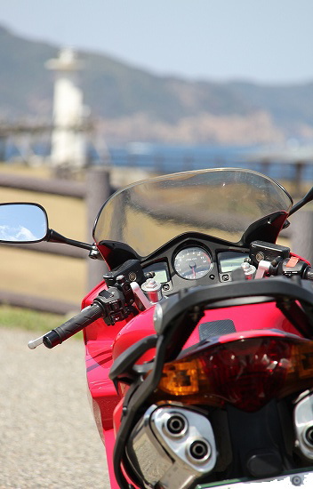 加部島の灯台とVFR800 ツーリング