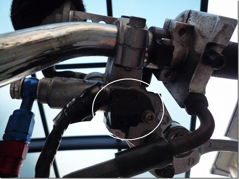 バイクのブレーキランプがつかない ブレーキスイッチ交換（NISSIN／デイトナ） | APE100