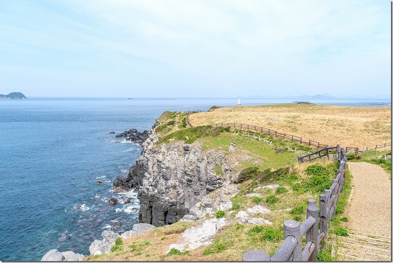 杉ノ原牧場先の加部島展望台