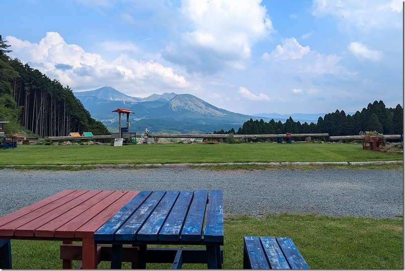 南阿蘇 パワースポットキャンプ場 ロッジの種類 シングルロッジ 見晴らし