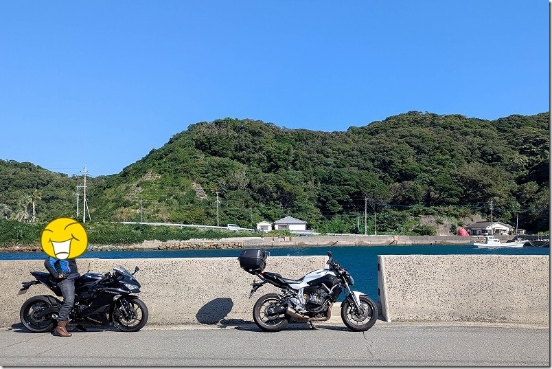 お魚バス停をバイクで巡る【崎戸島から見た鯛のバス停】