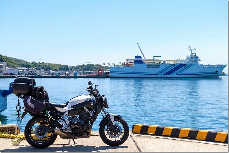 唐津東港から壱岐へバイクでフェリー乗船｜ダイヤモンドいき・乗船手続きと船内紹介