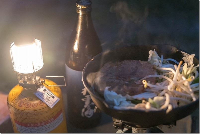 脊振山頂広場 キャンプ場でキャンプ飯・夜のランタンの明かり