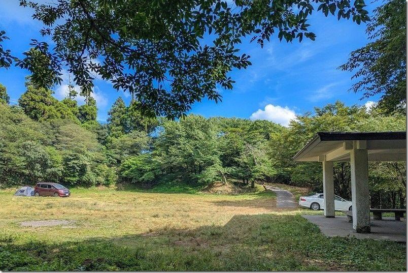 脊振山頂広場 キャンプ場｜車で乗り入れ