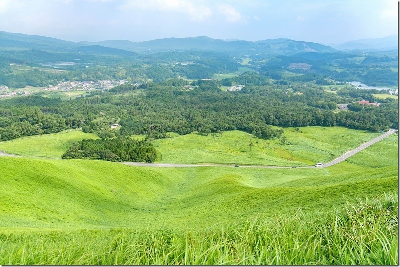 標高1083mのおにぎり山山頂からの眺め 標高1083mのおにぎり山山頂からの眺め